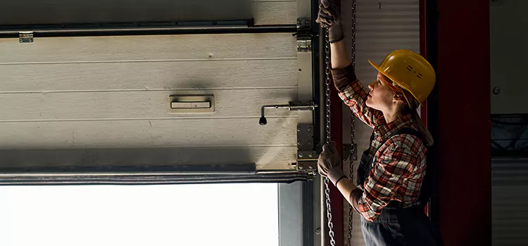 Addressing Common Garage Door Stoppage Issues in Richmond Hill, ON