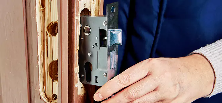 Garage Door Lock Replacement Richmond Hill